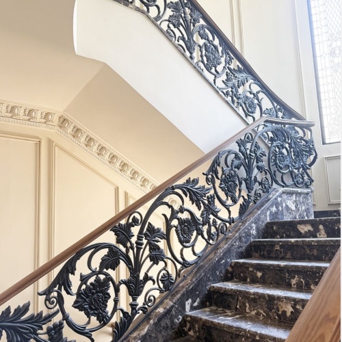 CASTED IRON ORNAMENTAL STAIRCASE