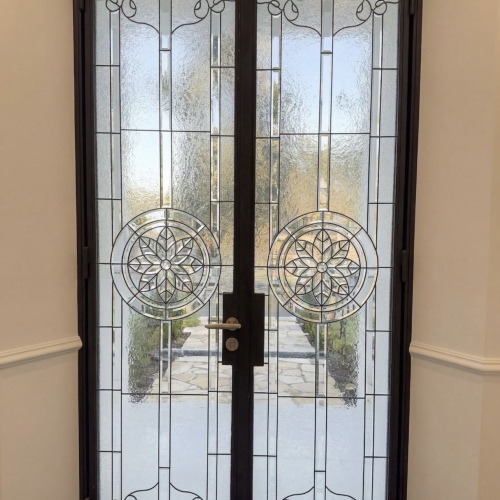 SEIF YOUSRY STAIND GLASS