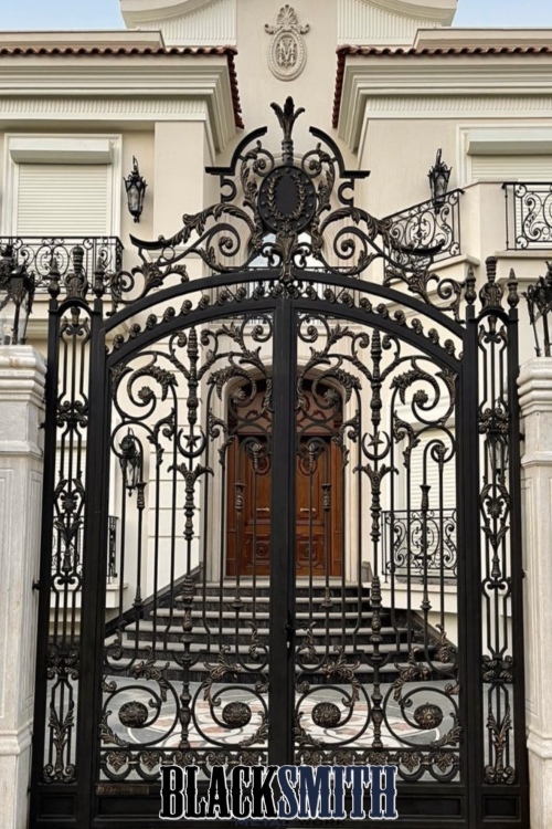 AHMED SOBHY ABDEEN PALACE DOOR